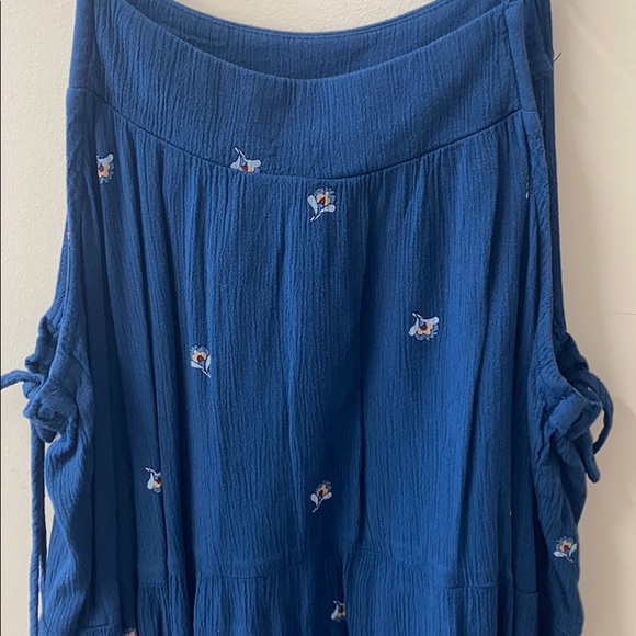 Blue Tank Top - Picture 3 of 5